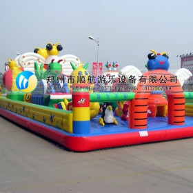 廣場(chǎng)游樂(lè)大型充氣城堡，銷售火爆精品充氣城堡